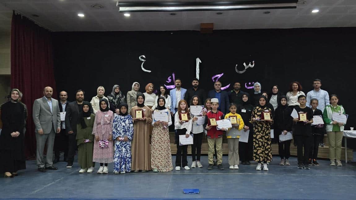 İmam Hatip Ortaokulları Arası Arapça Şarkı ve Şiir Yarışmaları 